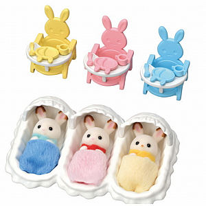 Calico Critters Triplets Care Set